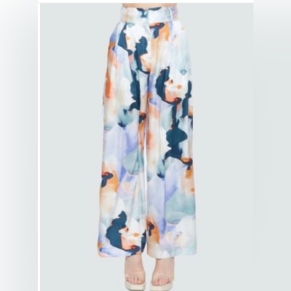 NWOT Pattered Wide Leg Pants - Picture 6 of 6